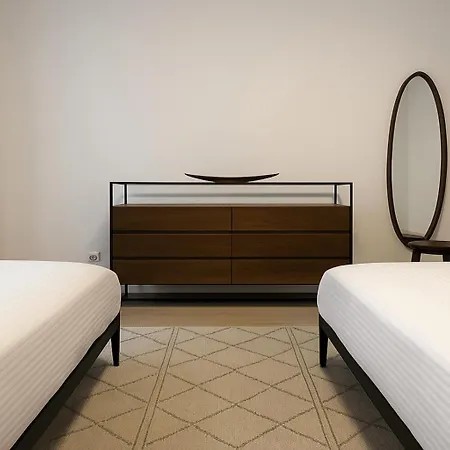 2 Bed Flat With Balcony In