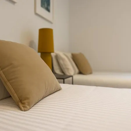 2 Bed Flat With Balcony In דירה